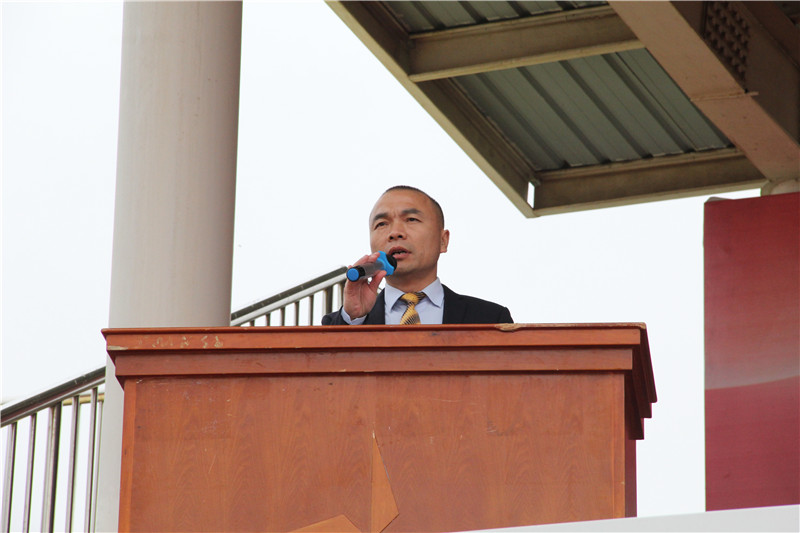 高中运动会节目表演什么好_校运会串烧舞蹈_高中校运动会串烧