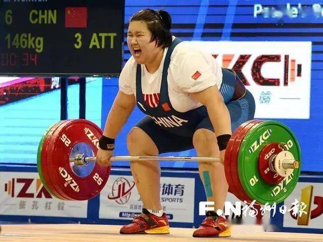 女子举重金牌得主_举重金牌女子_女运动员举重冠军金牌