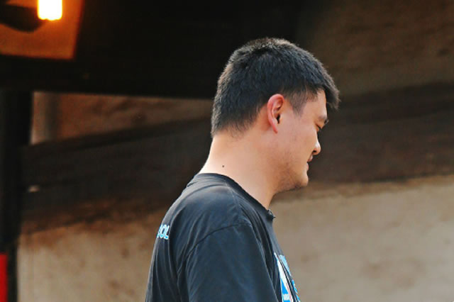 黑人篮球冠军美国是谁_黑人篮球冠军美国是哪个队_美国篮球冠军黑人是谁